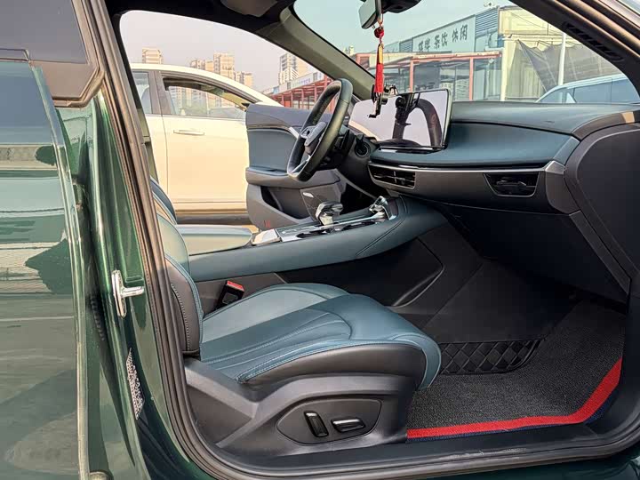 Фото 8 - MG Motor 7