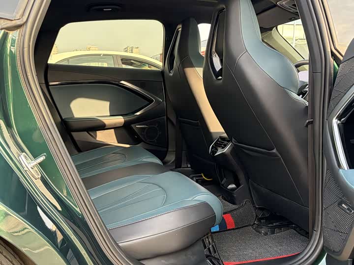 Фото 9 - MG Motor 7