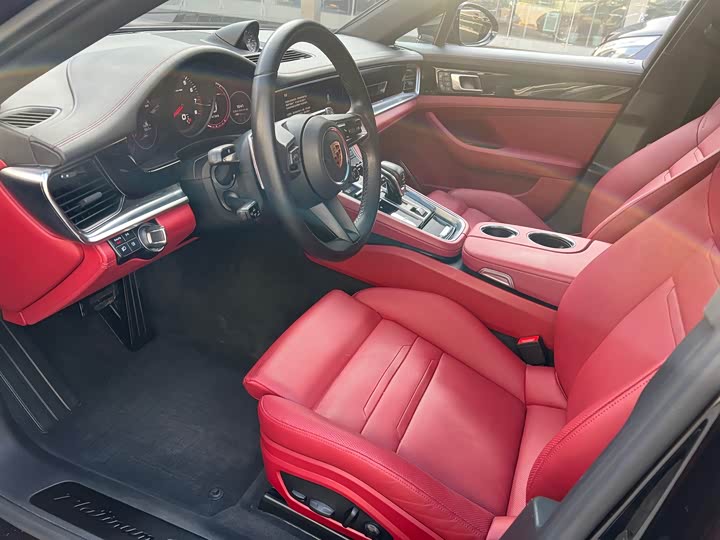 Фото 4 - Porsche Panamera