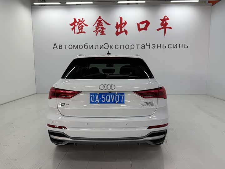 Фото 5 - Audi Q3