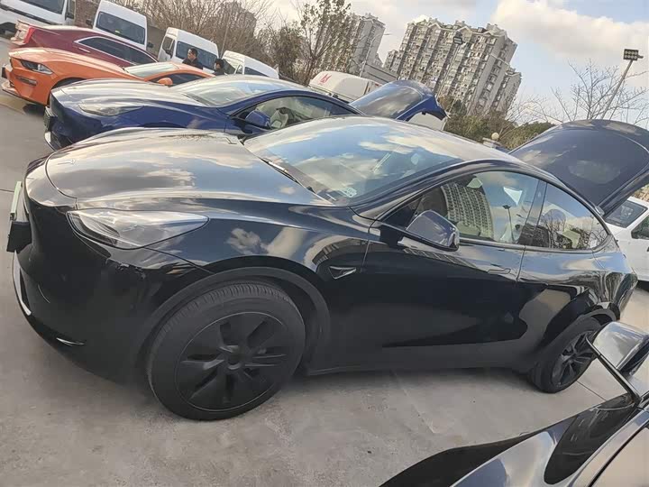 Фото 5 - Tesla Model Y