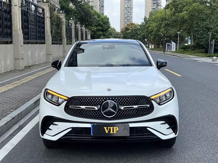 Фото 2 - Mercedes-Benz GLC-Class Coupe