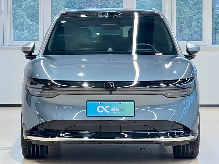 Фото 2 - Zeekr 7X