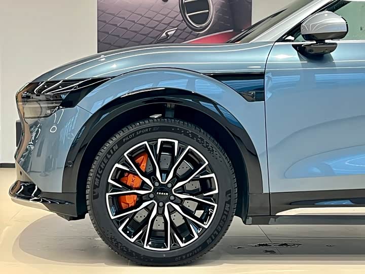 Фото 3 - Zeekr 7X