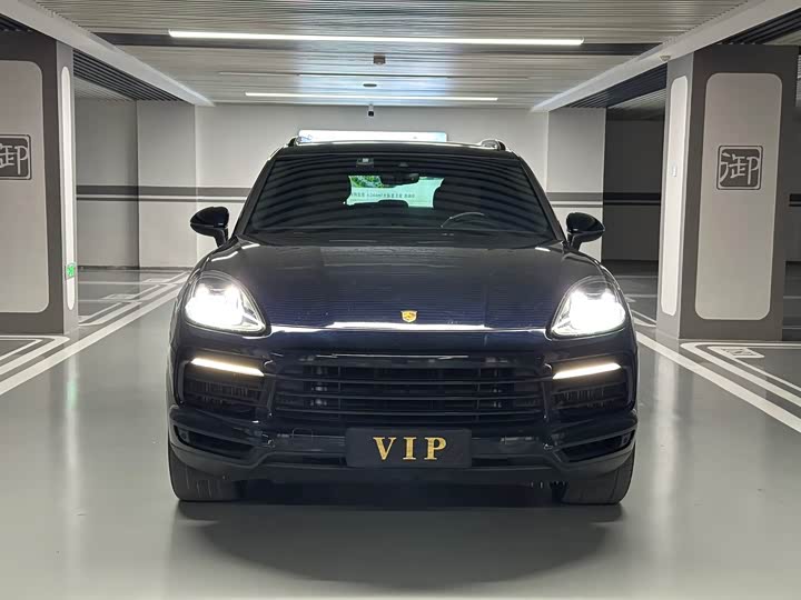 Фото 2 - Porsche Cayenne