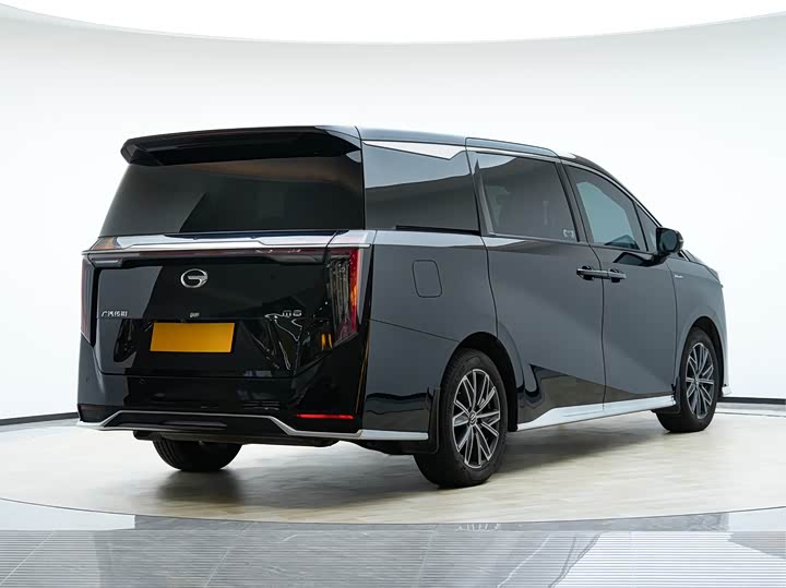 Фото 5 - GAC Trumpchi M8