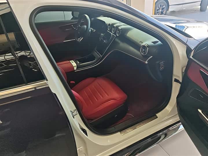 Фото 8 - Mercedes-Benz C-Class