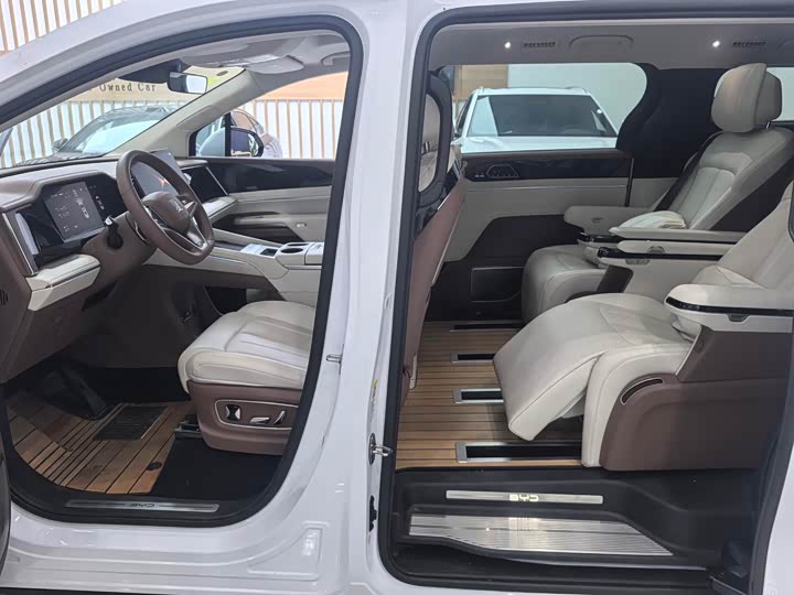 Фото 5 - BYD Xia