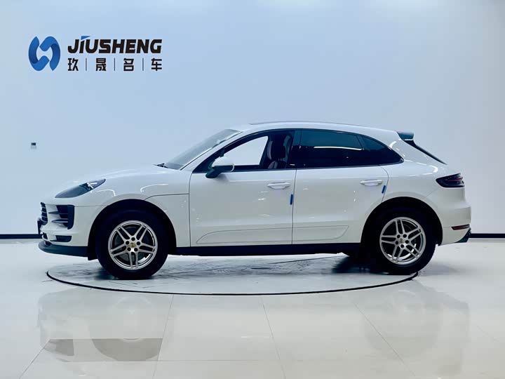 Фото 3 - Porsche Macan