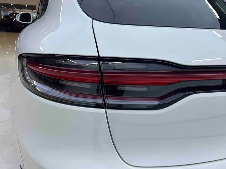 Фото 8 - Porsche Macan