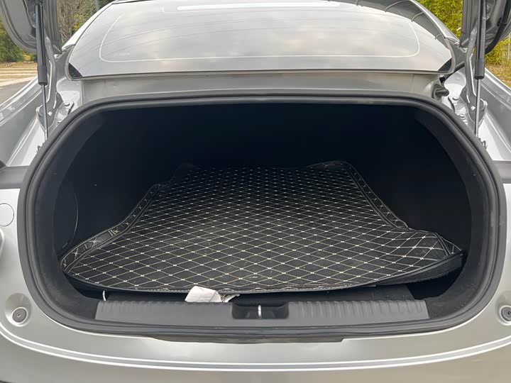 Фото 9 - XPeng P7