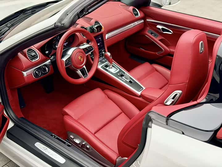 Фото 4 - Porsche 718