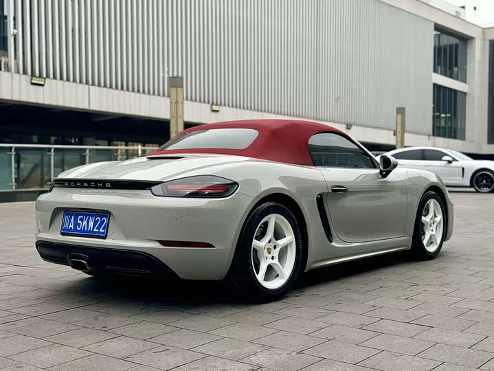 Фото 7 - Porsche 718