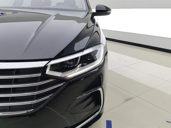 Фото 5 - Volkswagen Lavida