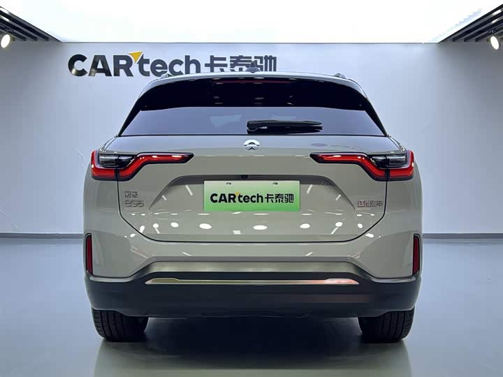 Фото 4 - Nio ES6