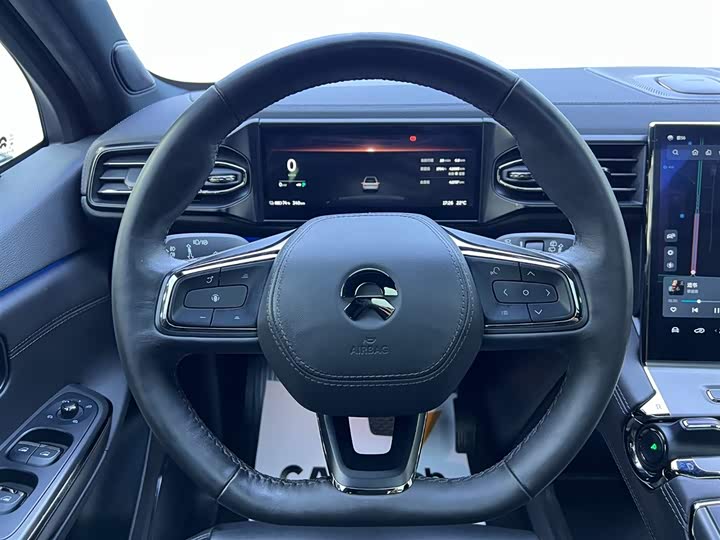 Фото 9 - Nio ES6