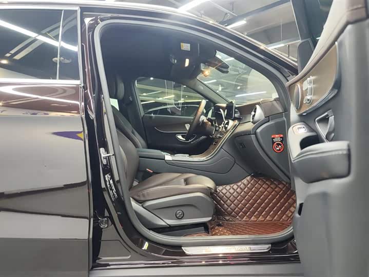 Фото 8 - Mercedes-Benz GLC-Class