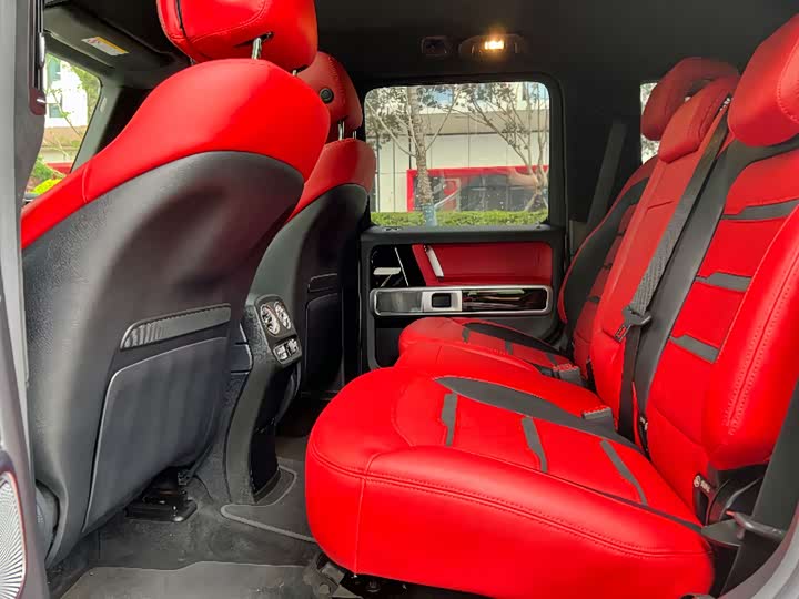 Фото 9 - Mercedes-Benz G-Class AMG