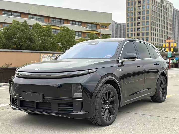 Фото 1 - LiXiang L7