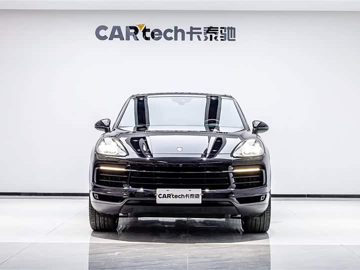 Фото 2 - Porsche Cayenne