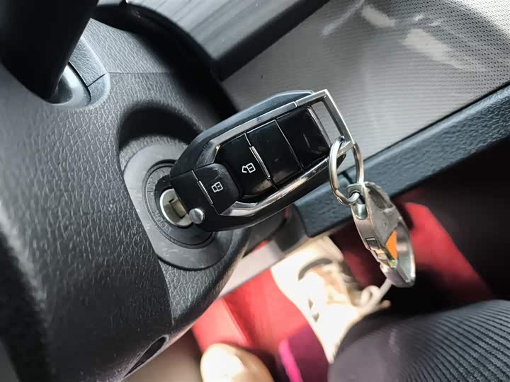 Фото 9 - Maxus G10