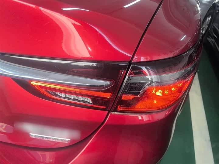 Фото 8 - Mazda Atenza