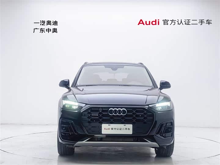 Фото 2 - Audi Q5L