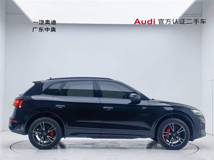 Фото 3 - Audi Q5L