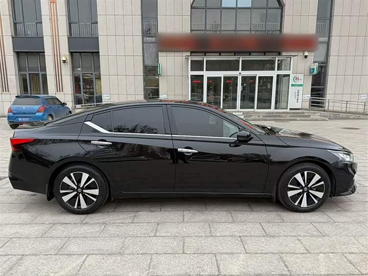 Фото 7 - Nissan Teana