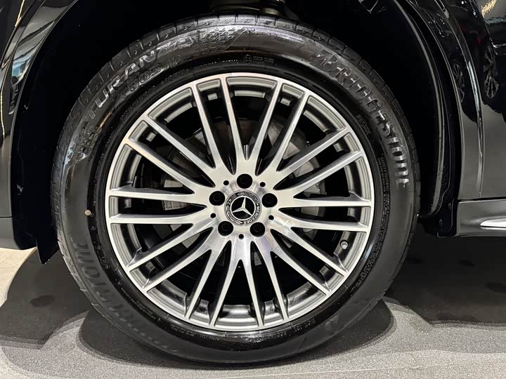 Фото 9 - Mercedes-Benz GLC-Class