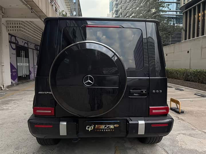 Фото 7 - Mercedes-Benz G-Class AMG