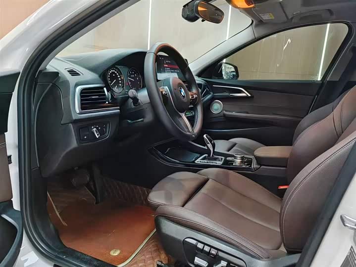 Фото 5 - BMW 1 Series