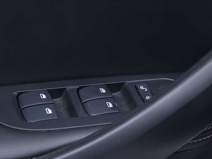 Фото 3 - BYD Song