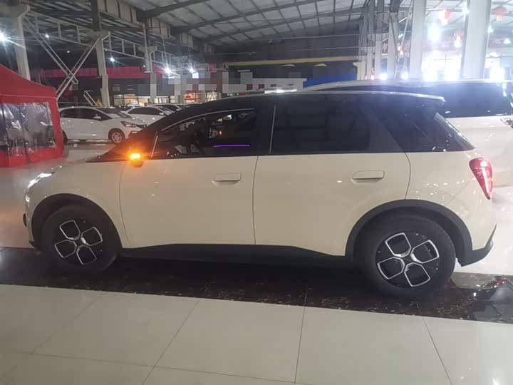 Фото 5 - GAC Aion UT