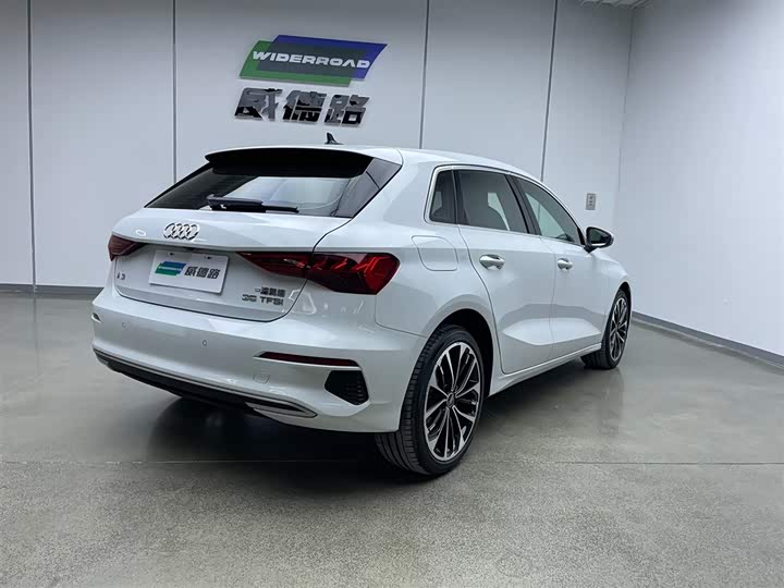 Фото 4 - Audi A3