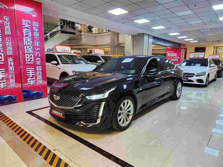 Фото 1 - Cadillac CT5