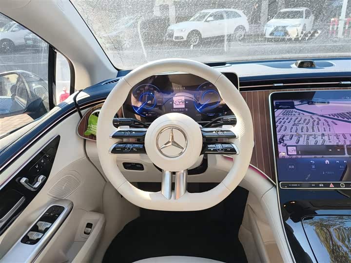 Фото 6 - Mercedes-Benz EQE