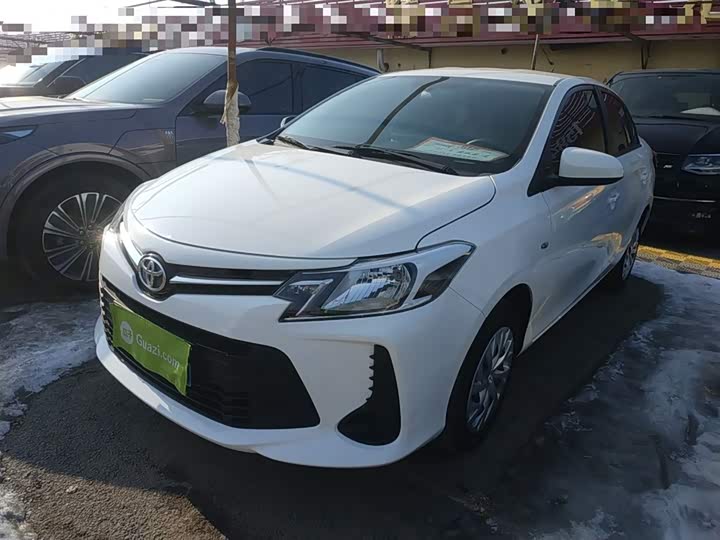Фото 2 - Toyota Vios