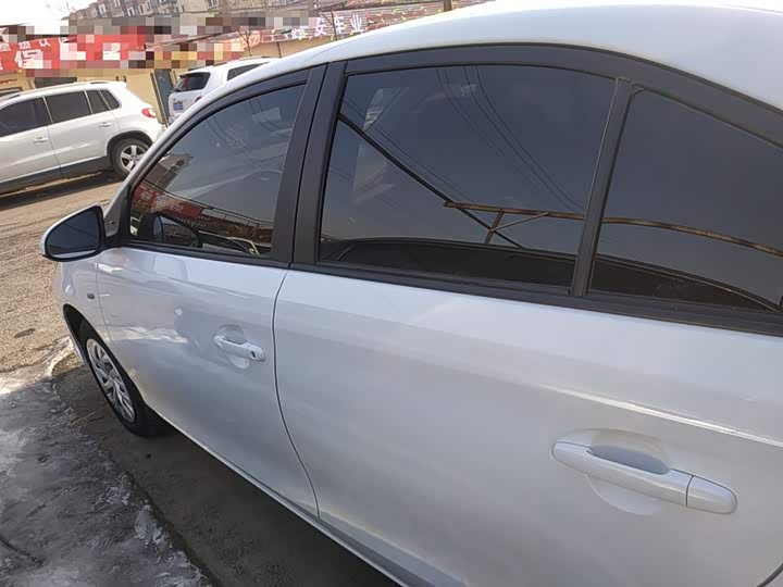 Фото 5 - Toyota Vios