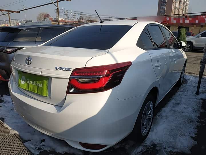 Фото 7 - Toyota Vios