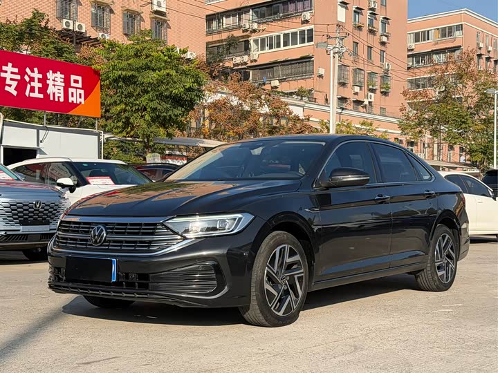 Фото 1 - Volkswagen Sagitar L