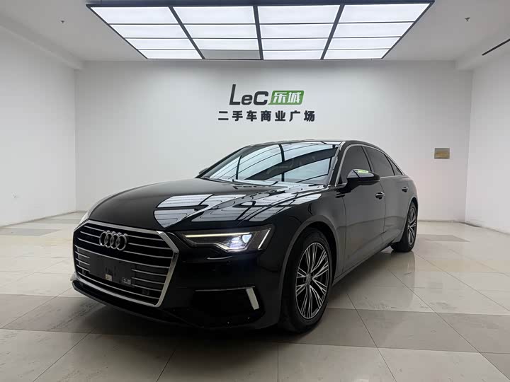 Фото 1 - Audi A6L