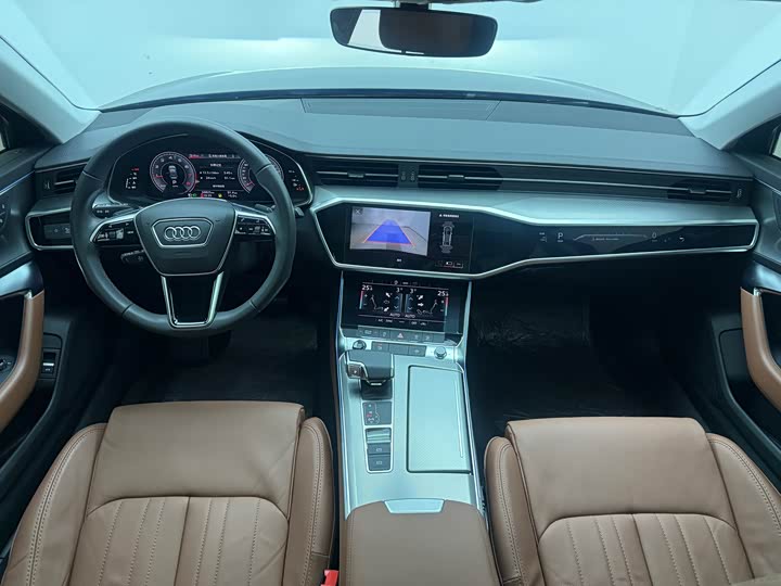 Фото 8 - Audi A6L