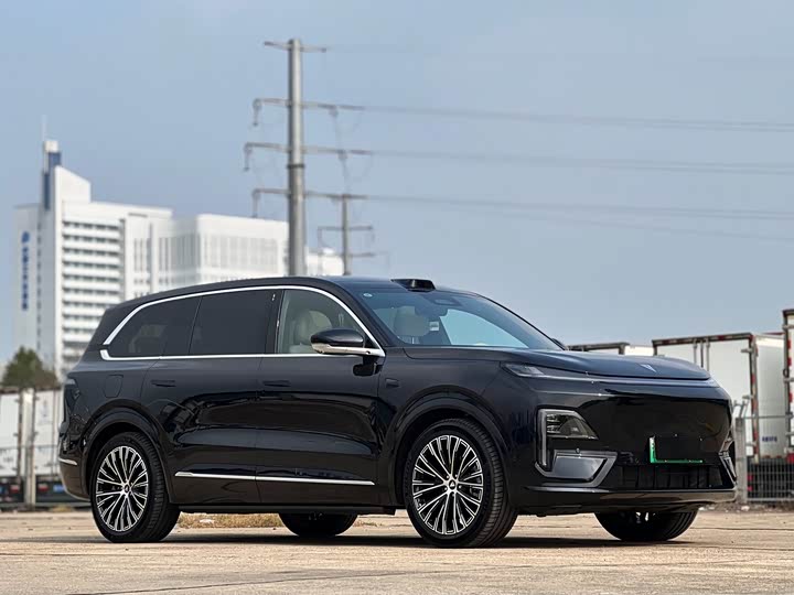 Фото 3 - Changan Deepal S09