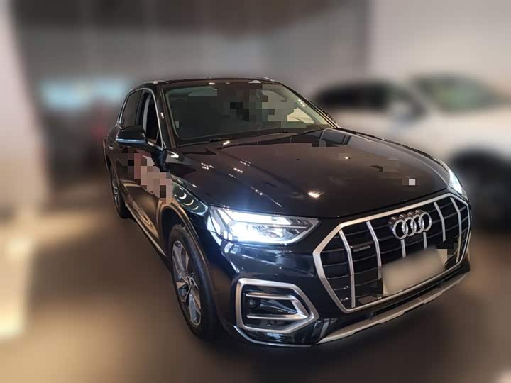 Фото 7 - Audi Q5L