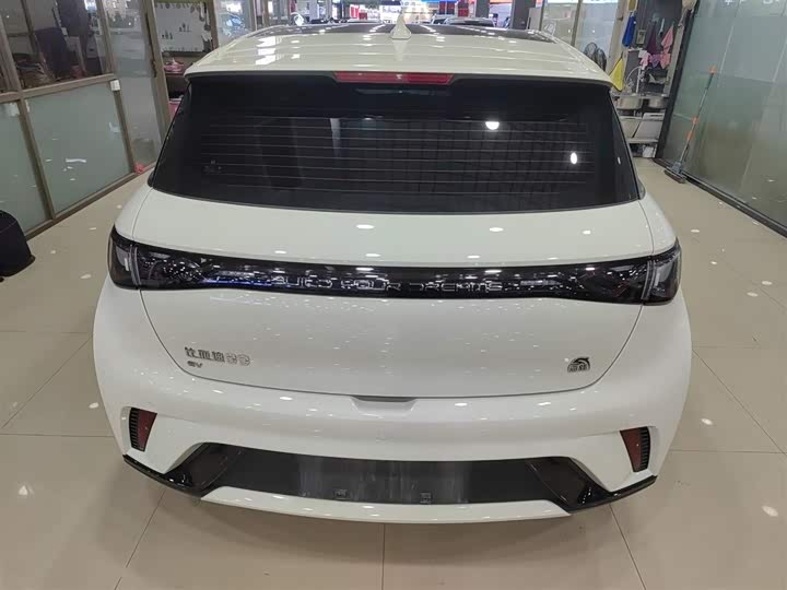 Фото 6 - BYD Dolphin