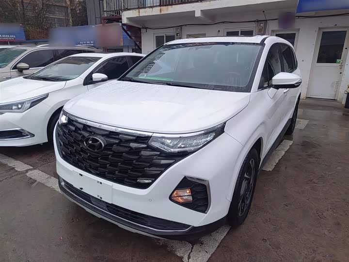 Фото 2 - Hyundai Custo