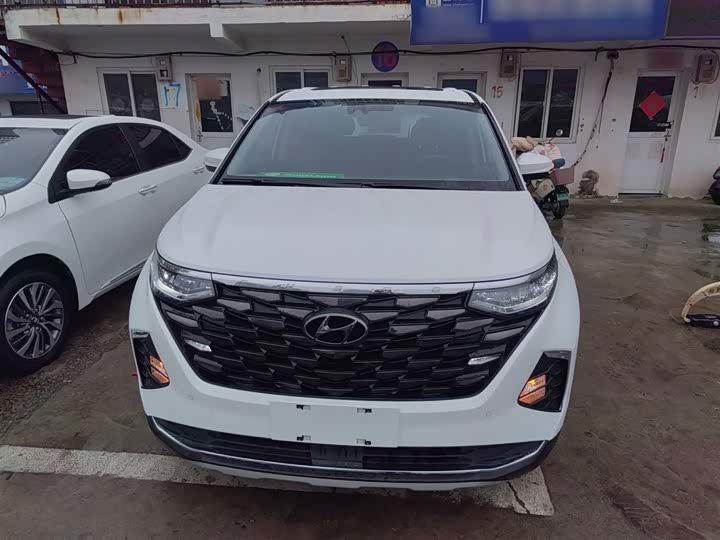 Фото 3 - Hyundai Custo