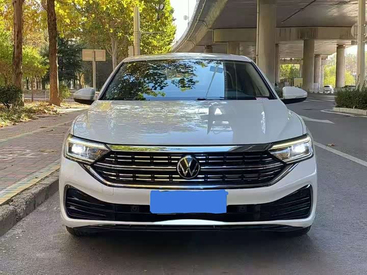 Фото 2 - Volkswagen Sagitar L