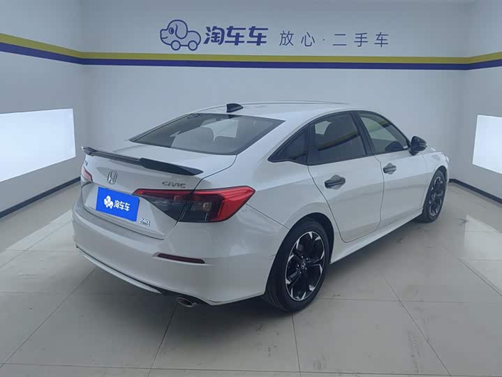 Фото 3 - Honda Civic